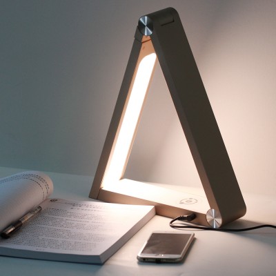 Rechargeable Eye protection table lamp 90CRI smart dimmable led desk lamp 10W wireless charging